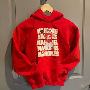 Patrick Mahomes Sweatshirt (Boys M or 8-10), Red